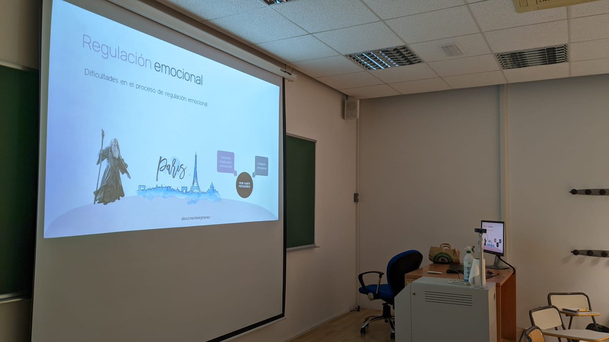 IEplena's tweet photo. Última clase de la formación "Aprender a sentir #Mindfulness para el desarrollo de la #Inteligenciamocional" de la @fguma con nuestros compañeros Natalia Ramos @OliverJJimenez @ToMorenoPsy #gestionemocional #consciencia #pinep #Uma ¡Gracias a tod@s por compartir esta experiencia! https://t.co/IWjOpuo1uL