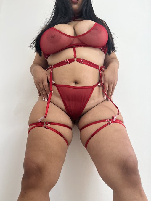 Quien se anime a cogerme mis Pokebolas de este Pokemon? 😈😋 https://t.co/jdLLjbYZQk