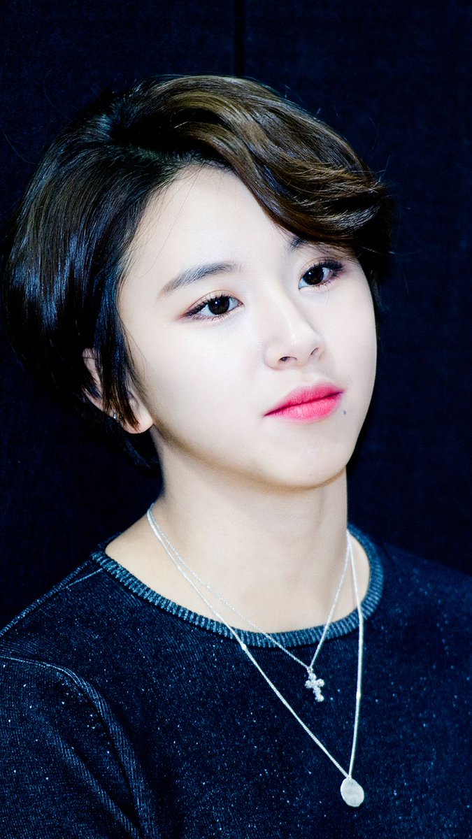 YourDailyTWICE's tweet photo. Your daily dose of TWICE. @JYPETWICE #TwiceADay #Scheduled #TWICE #트와이스 #TWICEPics #Pics https://t.co/TZT9V87smN