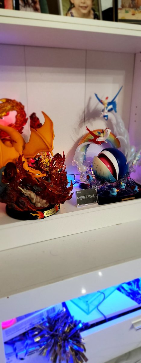 Jirayalecochon's tweet photo. Enfin je leur trouve une place. 🥰 https://t.co/OhkxRBTF5x