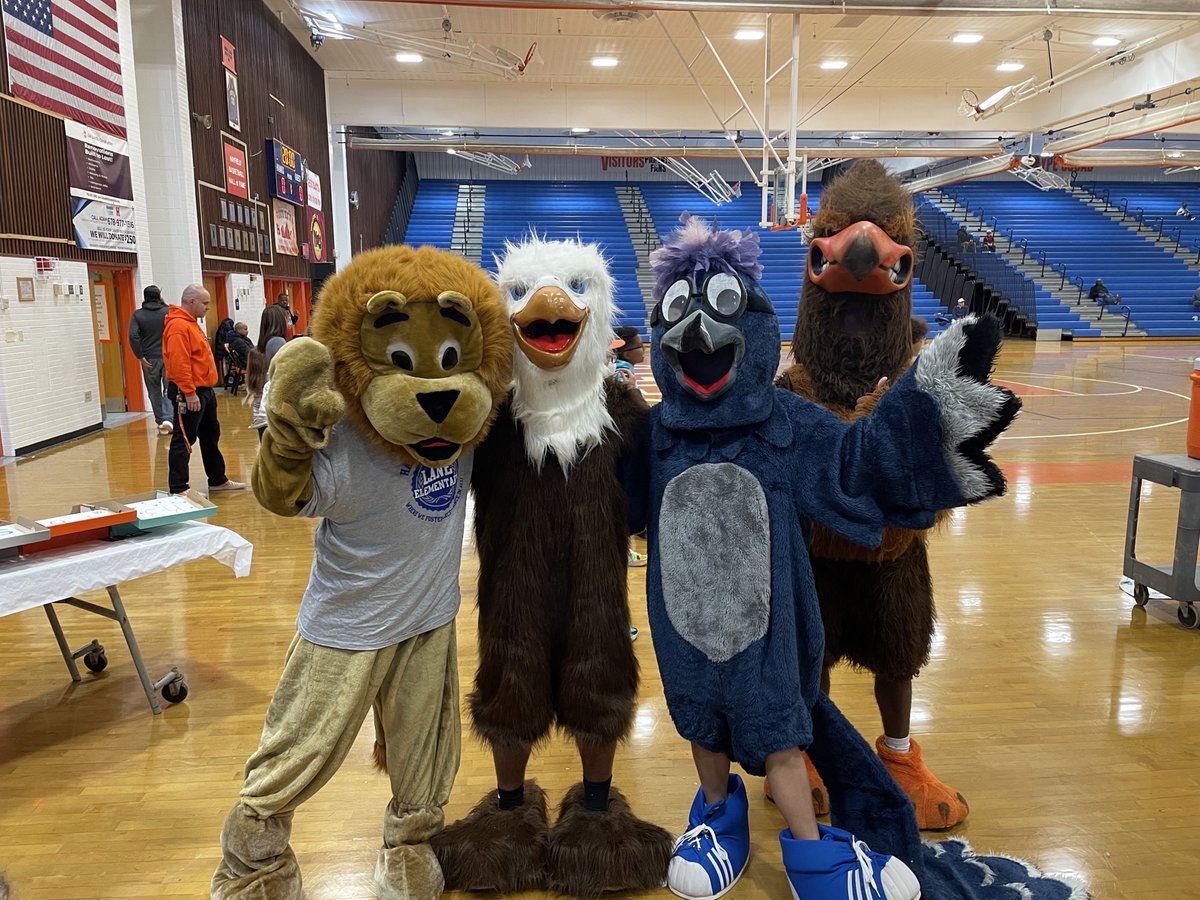 Francis Legagneur (@principal_lses) on Twitter photo It's a mascot get together but the Roadrunner is always the fastest!! <a href="/GunstonElem/">Gunston ES</a> <a href="/FCPSLaneES/">Lane Elementary</a> <a href="/LortonStationES/">Lorton Station ES</a> <a href="/ccberry16/">Christine Berry</a> <a href="/AP_C_LSES/">Dawn Ansari-Champion</a> <a href="/FCPSR3/">FCPS Region 3</a> <a href="/fcpsnews/">Fairfax Schools 🌟</a> @FCPSHayfieldSS #hawkmadness It's a mascot get together but the Roadrunner is always the fastest!! <a href="/GunstonElem/">Gunston ES</a> <a href="/FCPSLaneES/">Lane Elementary</a> <a href="/LortonStationES/">Lorton Station ES</a> <a href="/ccberry16/">Christine Berry</a> <a href="/AP_C_LSES/">Dawn Ansari-Champion</a> <a href="/FCPSR3/">FCPS Region 3</a> <a href="/fcpsnews/">Fairfax Schools 🌟</a> @FCPSHayfieldSS #hawkmadness
