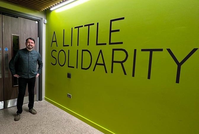 PaulDoherty___'s tweet photo. A Little Solidarity...

We are at Mandela Hall getting ready for @Foodstock__ Festival which takes place tomorrow.

Close to 1k people will come together in Belfast to show solidarity with those struggling this winter &amp; help us fill the shelves of food banks across our city. 1/2 https://t.co/c3hty9U4Vl