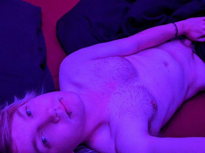 I could use some company ngl https://t.co/T74A4AdjEN<a href="/tag/femboy"class="tags"><span>#femboy</span></a>