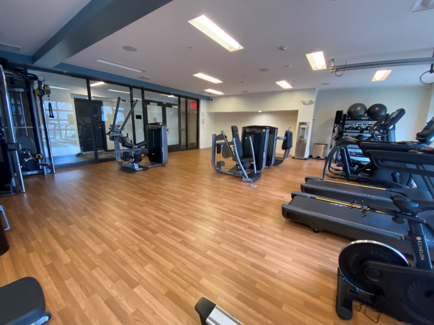 e3apts's tweet photo. Check out the Edge Gym's new look! Open now! #e3 #e3apartments #allston #NatDev #apartments #fitness https://t.co/zrHZuBMNRs