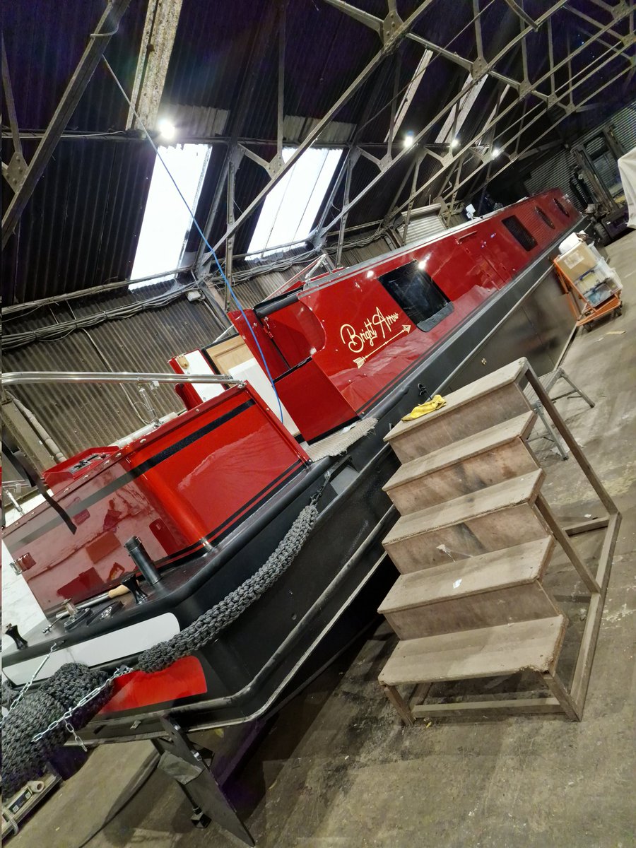Another absolute pearler finished in metallic, The Bright Arrow 🧡 She's all ready for our opening day tomorrow...Wait until you see <a href="/RPCS18/">Robert Pinto</a>'s impeccable interior build, got to love that bespoke oak finish 🪵👌
<a href="/BickerBoats/">Bickerstaffe Boat Company</a>