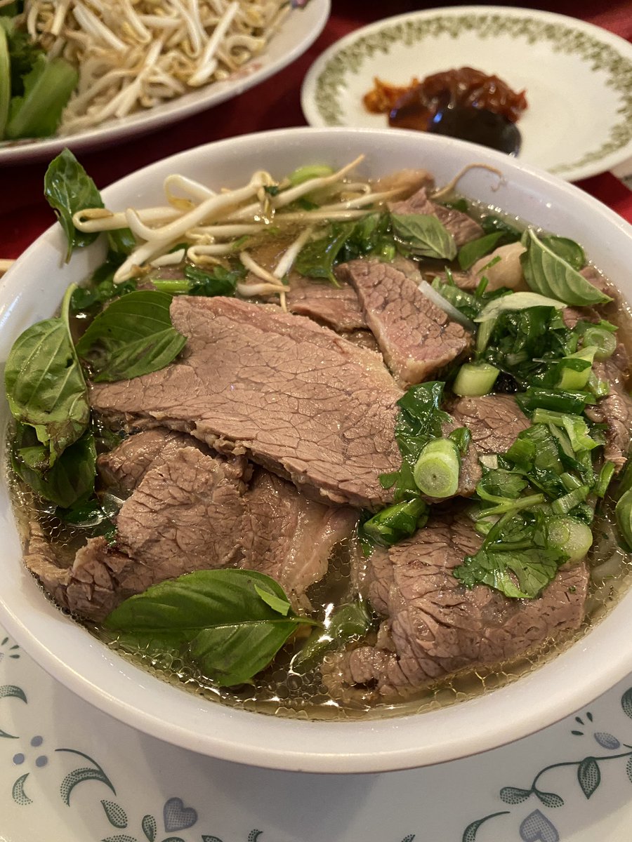 endlesssupper's tweet photo. Nothing beats a fresh home cooked bowl of pho 🍜 
#endlesssupperclub #mommamai https://t.co/Zur0XldwwM