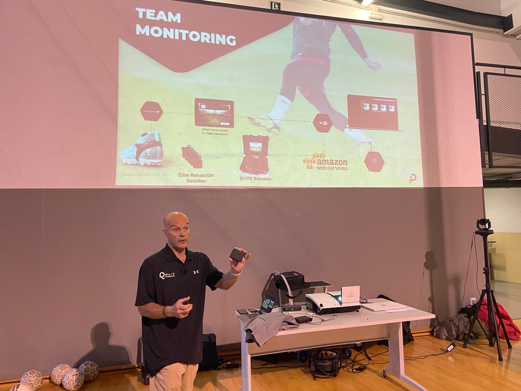 josebarberoa's tweet photo. Finalizó mi participación con el taller: @Playermakertech y el control de la carga técnico táctica en fútbol en el Congreso #TAPAS2022 en la @unisevilla.
Felicitar a la organización por el evento y al grupo de profes por su calidad humana y sus ganas de seguir creciendo. Gracias. https://t.co/5kDUYB99fM