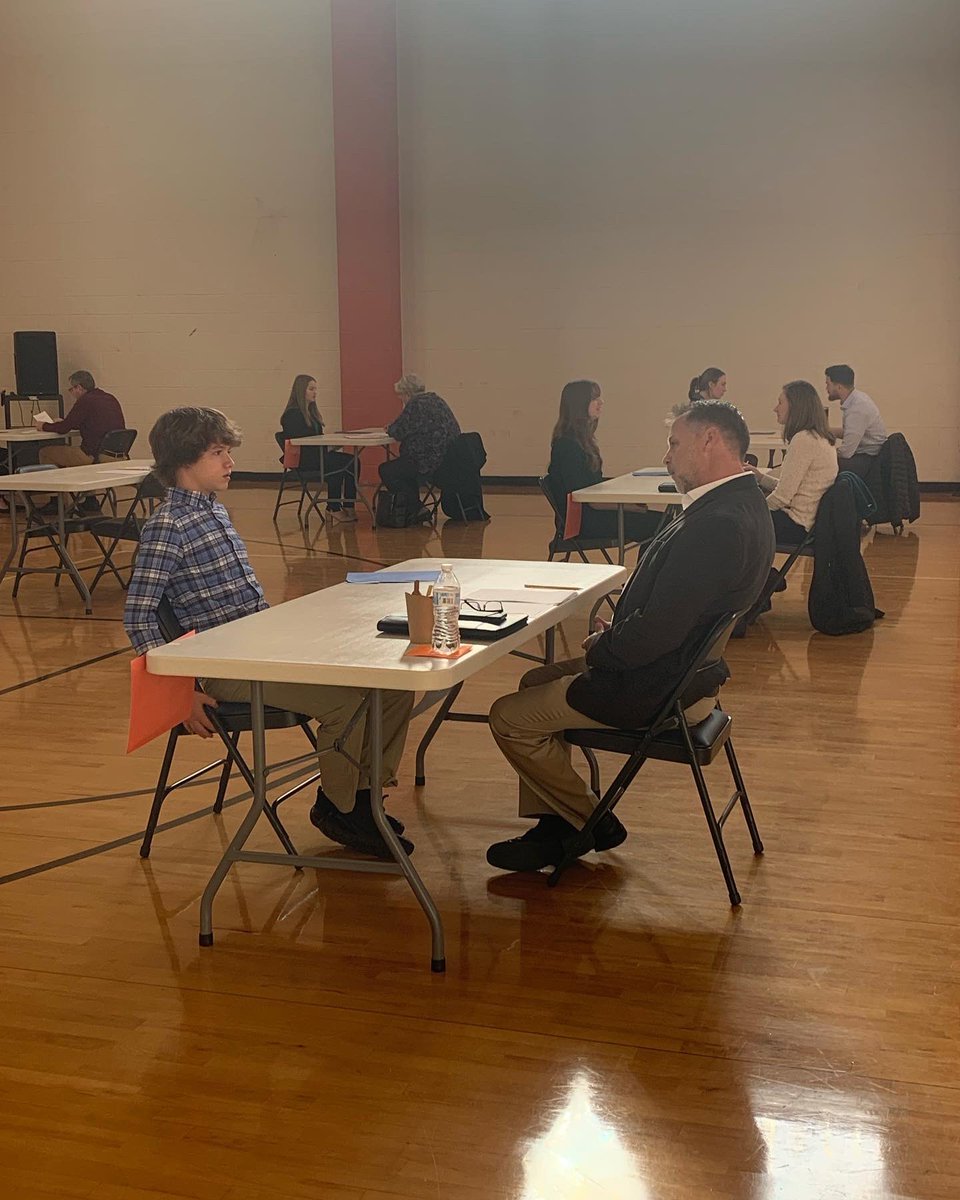 SoLee_AOLS's tweet photo. Academy students participated in mock interviews today with local community leaders and business professionals. What an amazing experience for the students!! https://t.co/uHVe2qHgnv