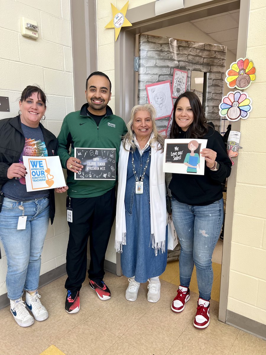 swisd_mcn's tweet photo. Happy National Substitute Educator Day to all of our amazing substitutes at McNair. Y’all are truly apart of our campus. Thank you for all your help at McNair. McNair is the campus to be at. #ChallengerFamily https://t.co/p6p0ACOege