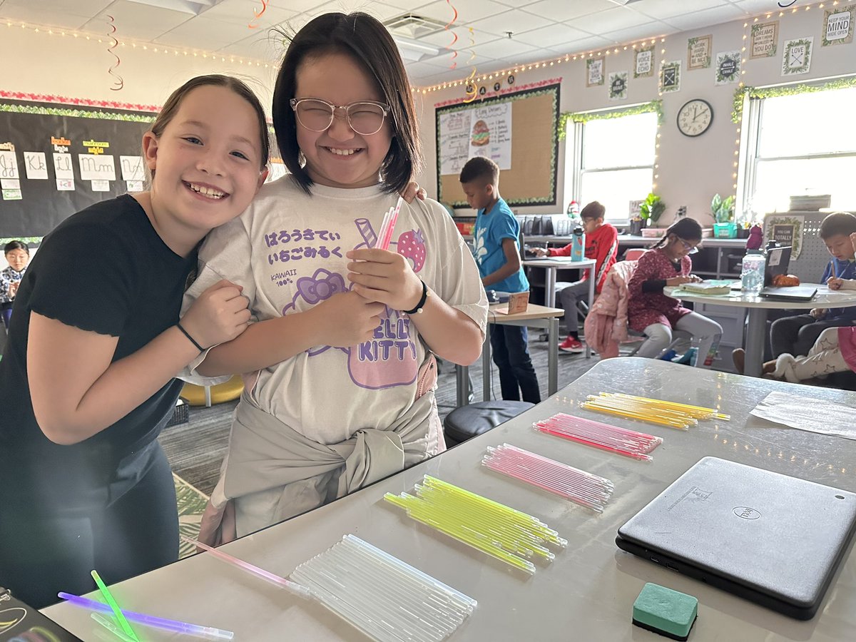 Mrs. White tweet media