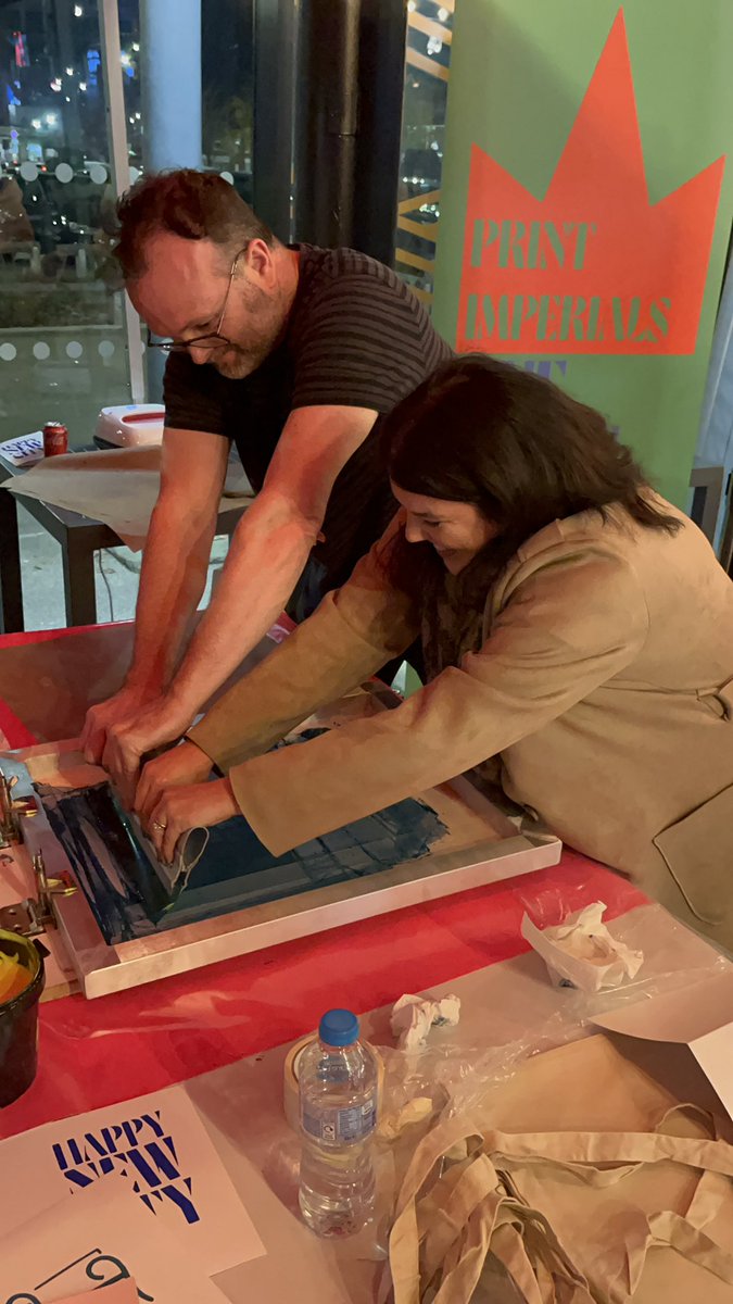 Enjoyable evening out with the family watching this tonight #dnfestivaloflight - We got stuck into the free activities at <a href="/MarketWool/">Doncaster Wool Market</a> too! <a href="/RightUpRStreet/">Right Up Our Street</a> #doncaster #doncasterisgreat