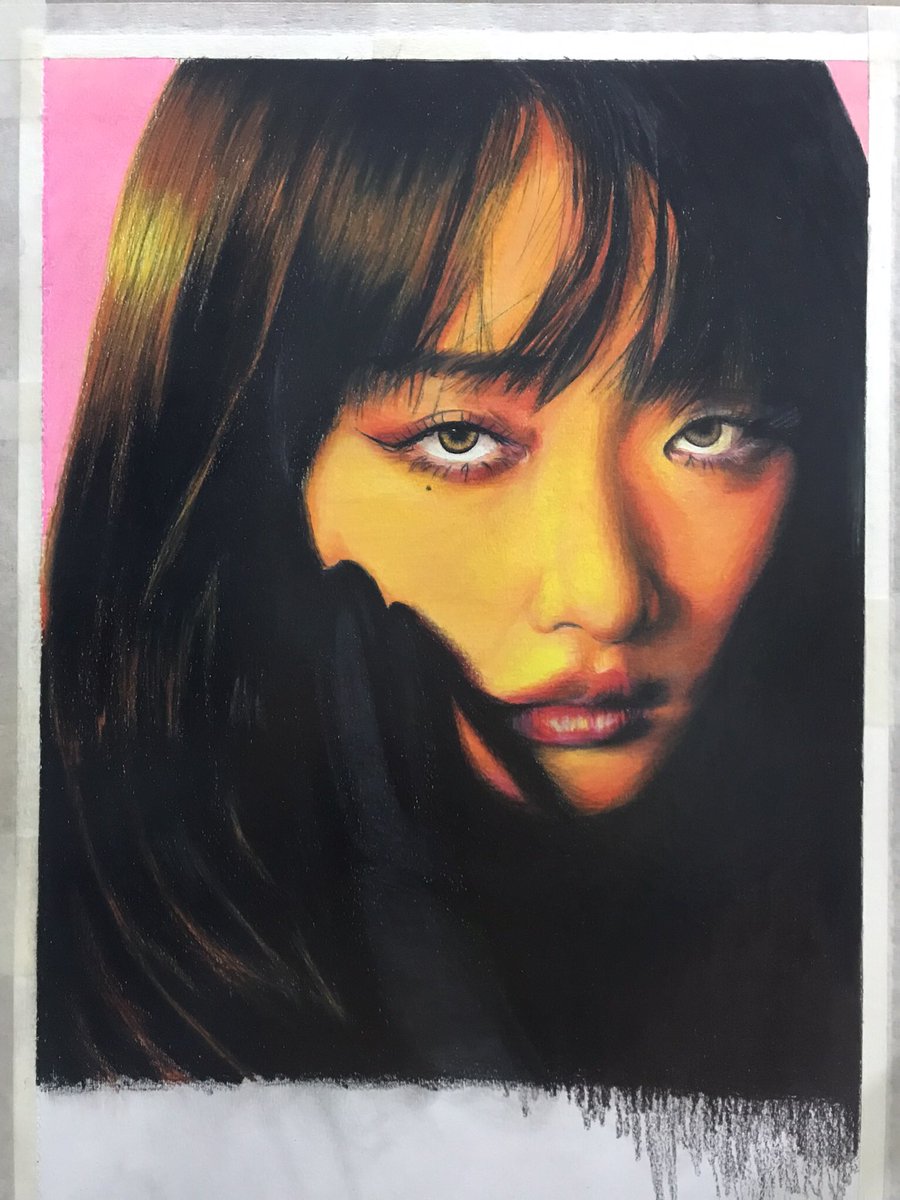 seanamongkol's tweet photo. น้องมินนี่ (G)I-dle ภาพวาดสีไม้ขนาด A2
#MINNIE #น้องมินนี่ ❤️‍🔥🎨

ผมว่า Filter จาก Line Camera โหดอยู่นะ
เพราะทำให้รูปวาดของผมดูเหมือนรูปจริงมากขึ้นเมื่อเปลี่ยนเป็นแสงขาวดำ 
1-Original 2-Ruby 3-Peridot

-ขออภัยที่ผมวาดน้องไม่เหมือน😂 https://t.co/UBXrjdgKyz