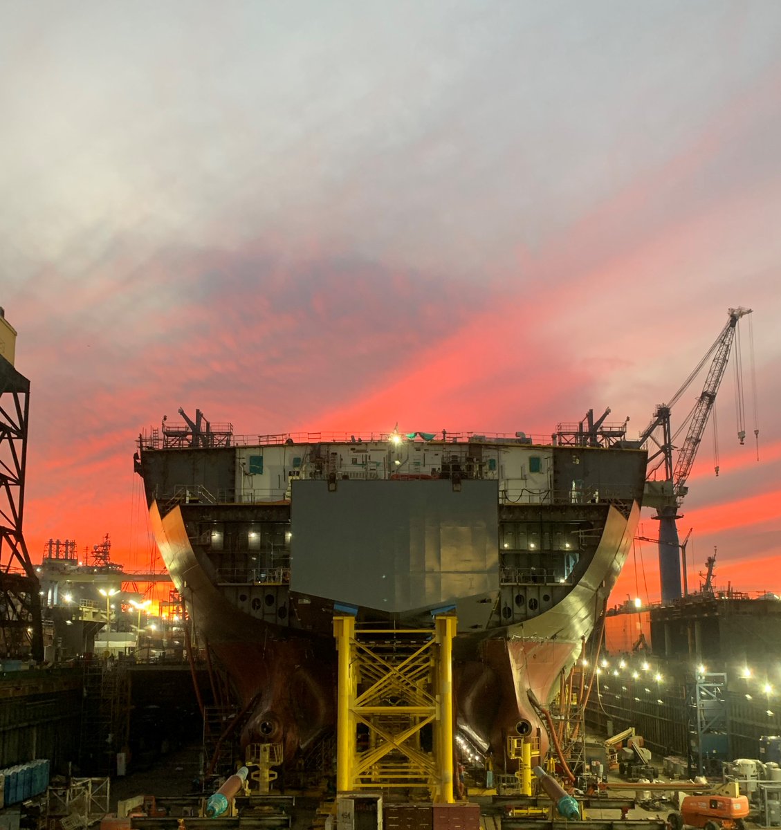 GDNASSCO's tweet photo. Weekly views at NASSCO-San Diego. #NASSCO #NASSCOBuilt https://t.co/pk2kCvKnXC