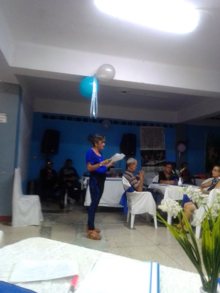 Rinde cuenta de su gestión cómo presidenta del Consejo Popular Santos Suárez nuestra Haydée excelente compañera,ejemplar madre y abuela,mujer cubana #CubaPorLaVida
