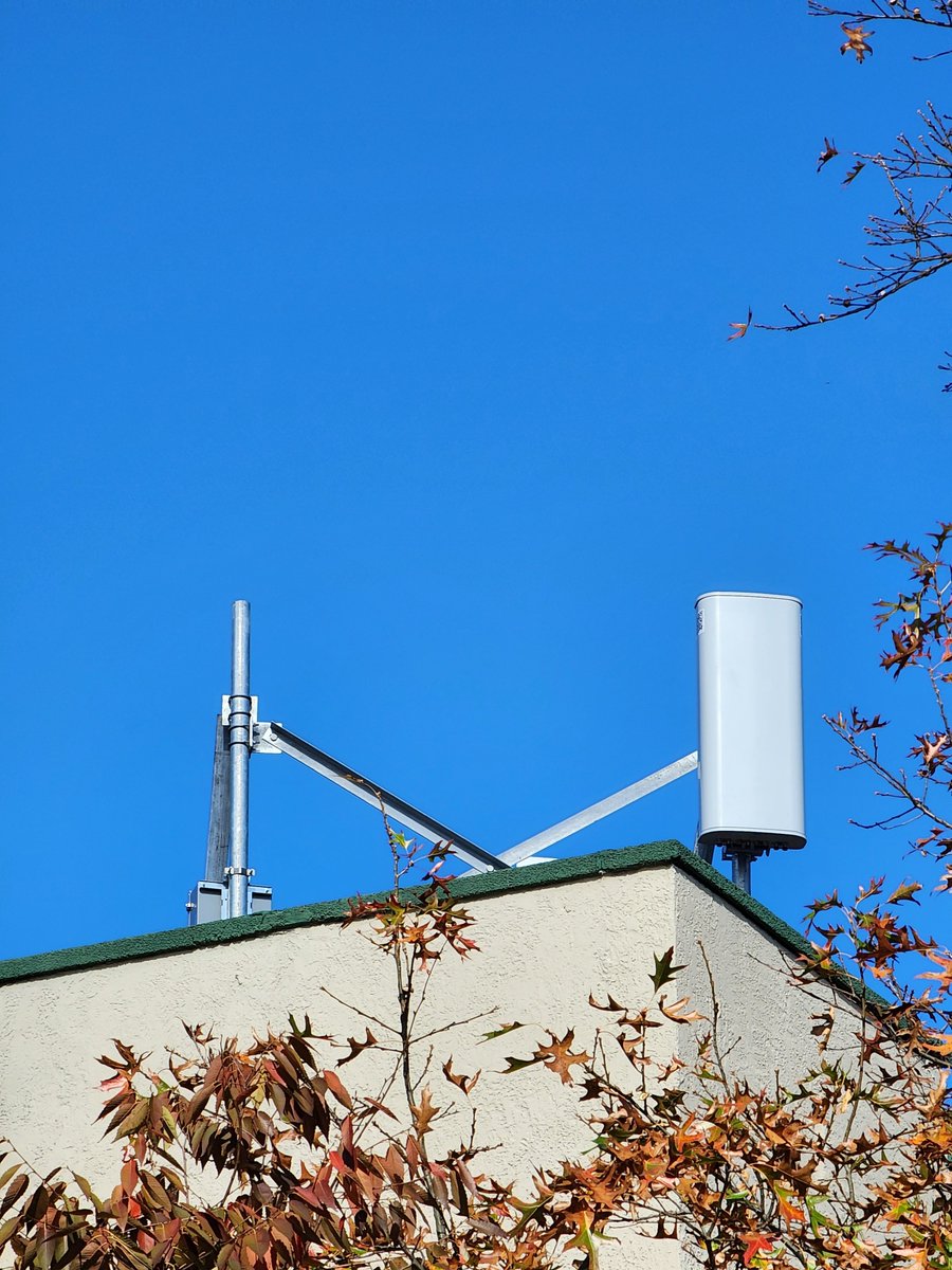 Seeing a lot more <a href="/dishwireless/">DISH Wireless</a> builds throughout Queens, NY. Hope they finally put ALL of that spectrum to good use 👍