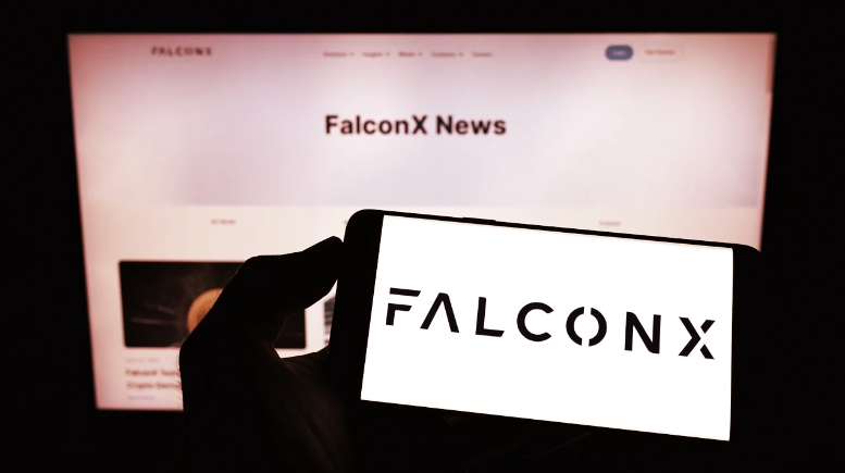 DecryptMedia's tweet photo. Correction: We've updated our story on a suspicious transfer of $17m worth of USDC from a wallet that both Nansen and Etherscan mislabeled as belonging to Alameda Research; the wallet belongs to FalconX, the transfer did not involve Alameda. https://t.co/D5Bh5UVlkT https://t.co/0kjXpJPvUY