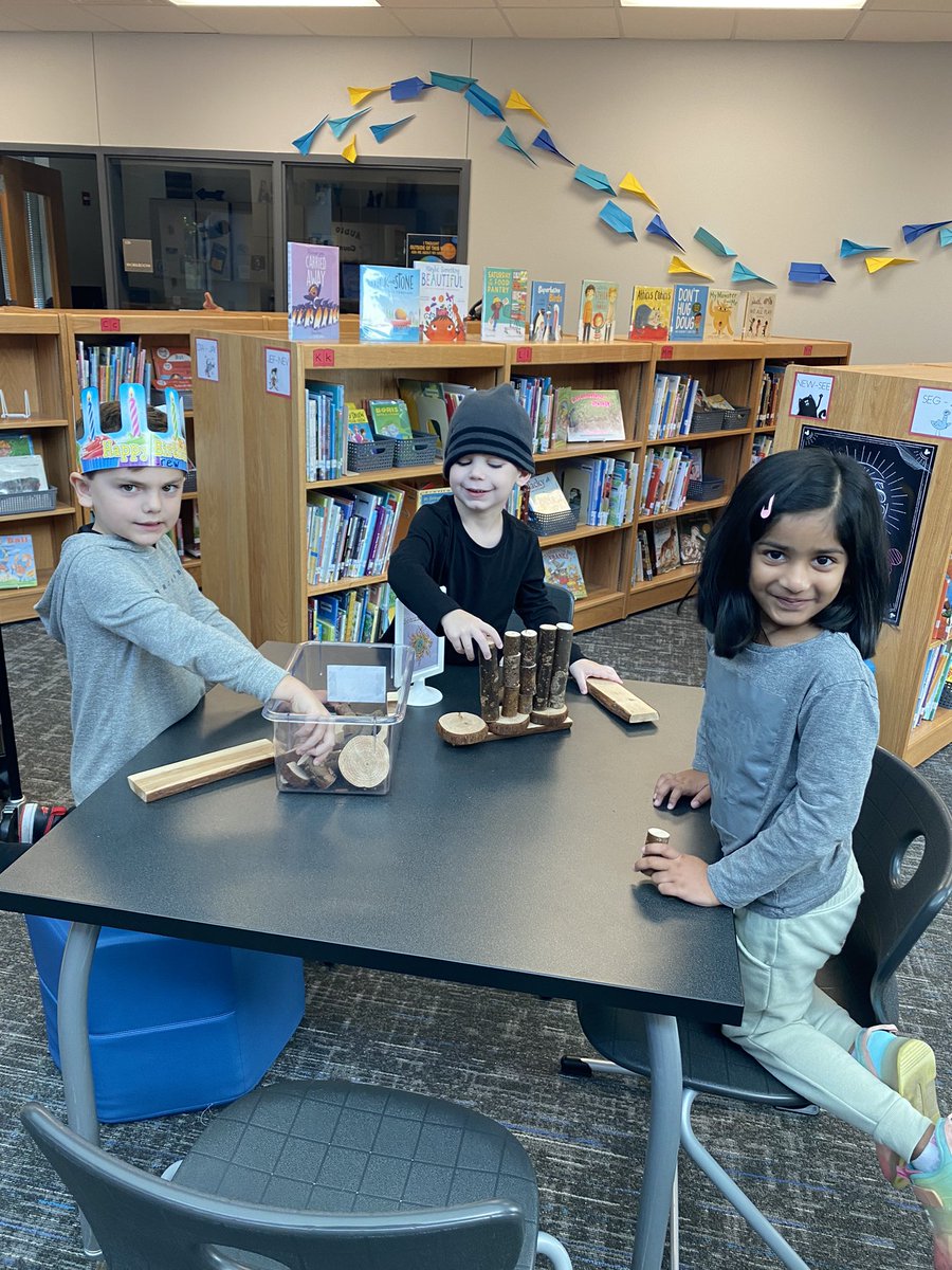 frazierskinders's tweet image. Building turkey traps in library!
