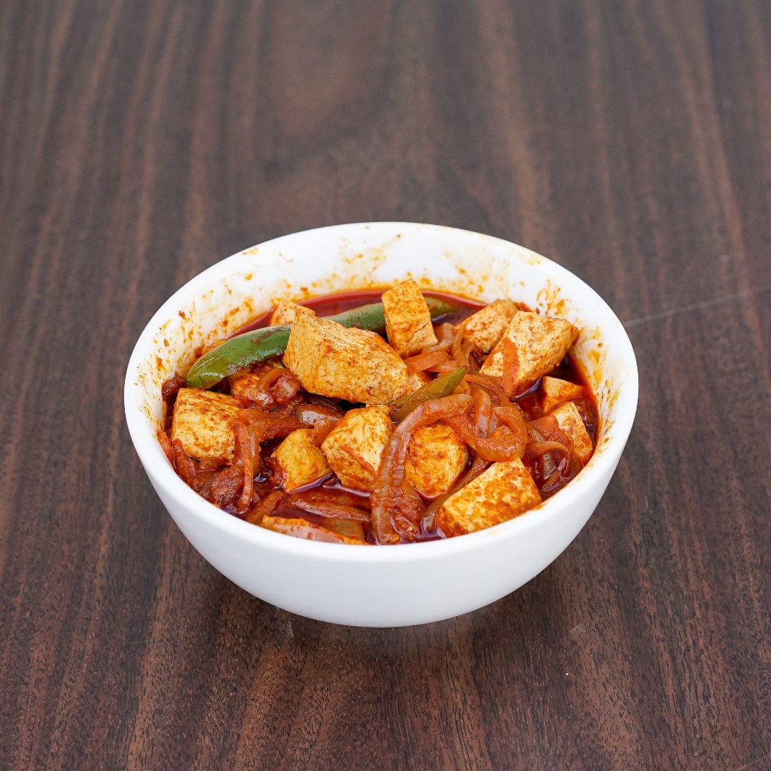"We love the tofu tibs here. Plenty of vegan options!" - Ishani P. via Google ⭐⭐⭐⭐⭐