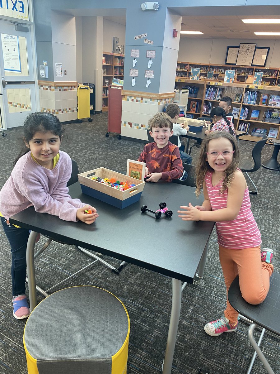 frazierskinders's tweet image. Building turkey traps in library!