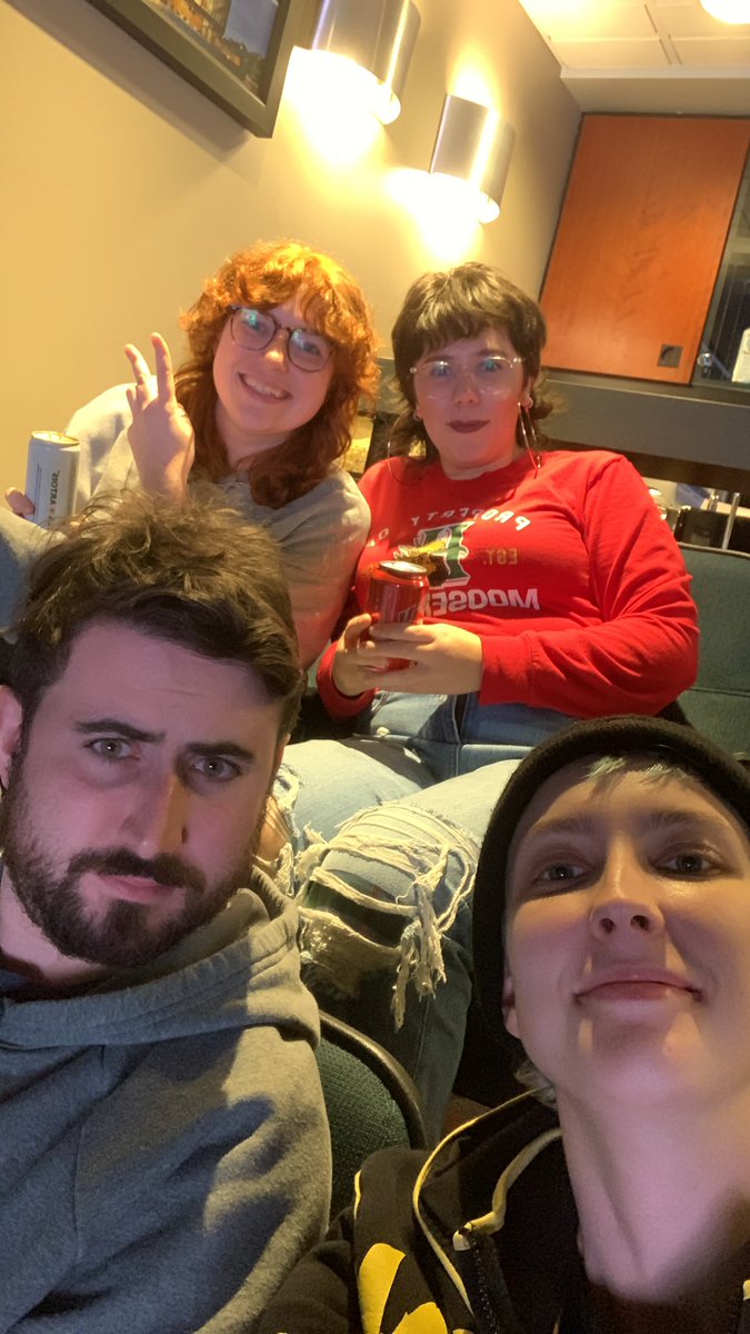spicccy___'s tweet photo. #GoMooseGo fun with friends! https://t.co/PkkVjdV9mh