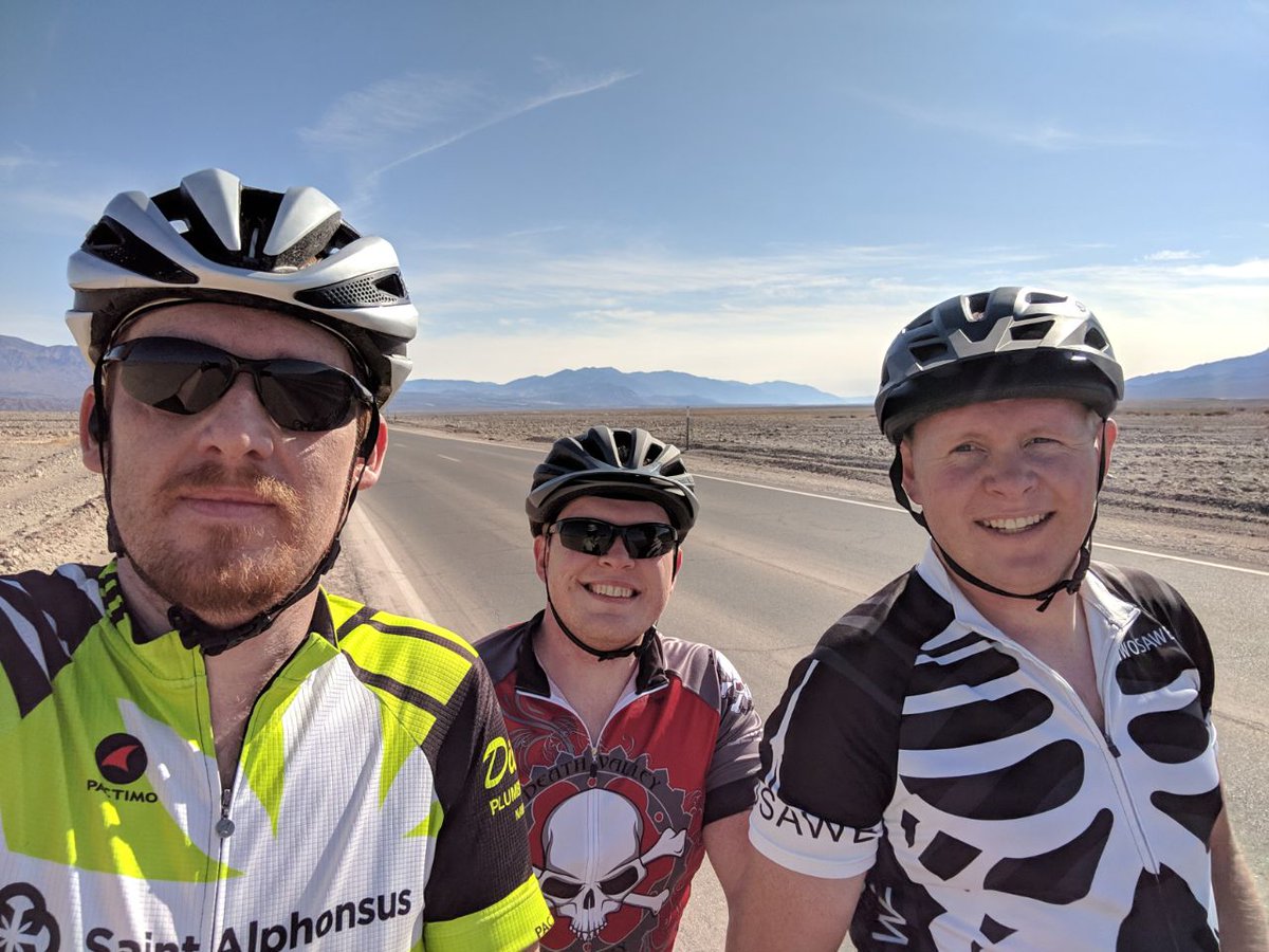 Four years ago today, 2 friends were crazy enough to pedal 100 miles through death valley with me. We met here, on twitter. (eventually hired them & we became life long friends. The kind of friends that agree to 100 miles of hell 👋 @Badgerops @jesse_ops Gonna miss twitter