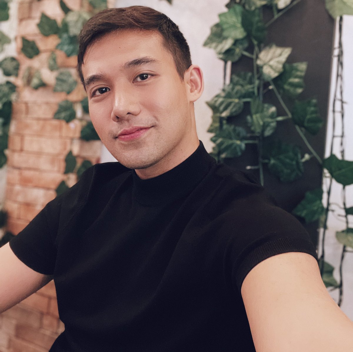 akosiKenChan's tweet photo. Dear self,

If you want to make your dreams come true, the first thing you need to do is WAKE UP! 

Love, Me. https://t.co/rFXP43yUgt