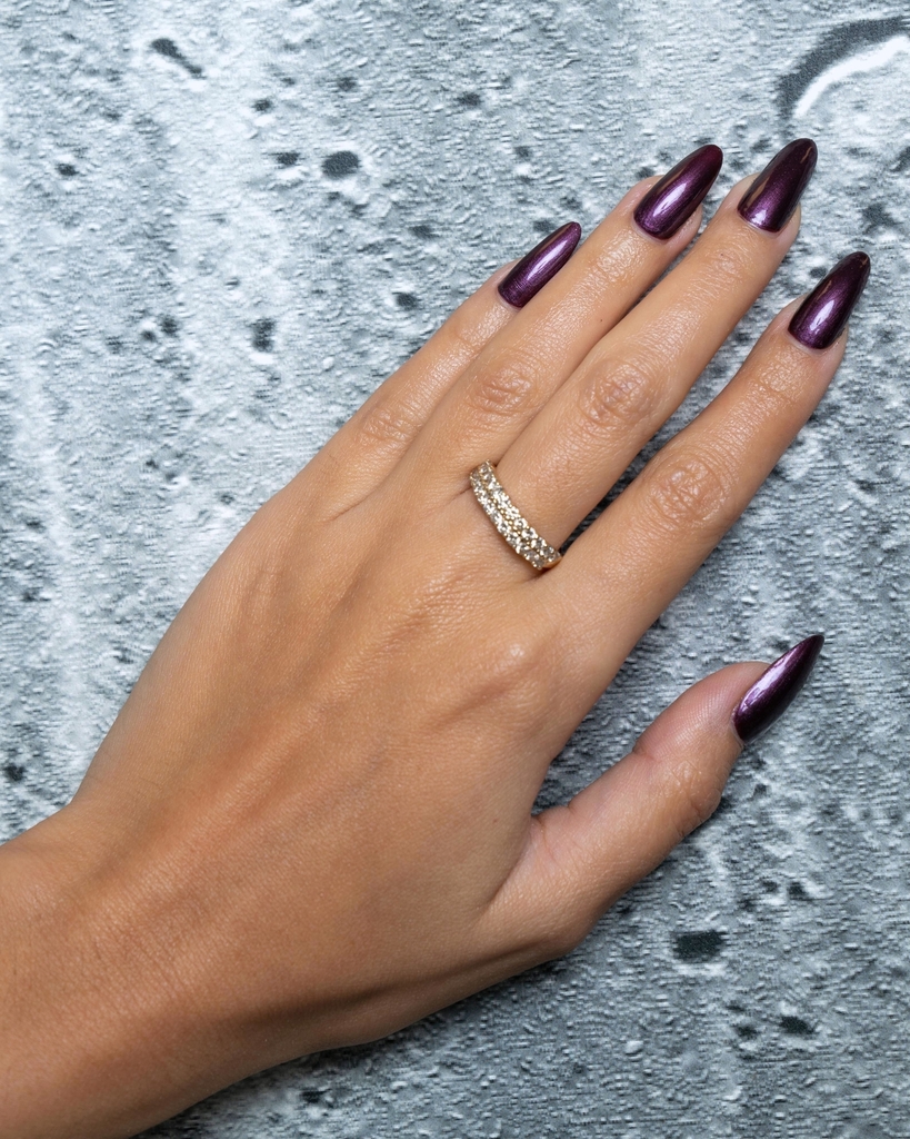 💜Purple is a fall mainstay that looks fabulous on all skin tones. ❄️As temps drop, we're opting for darker, richer purples with a glamorous sheen.⁣ instagr.am/p/ClHw6klvs16/