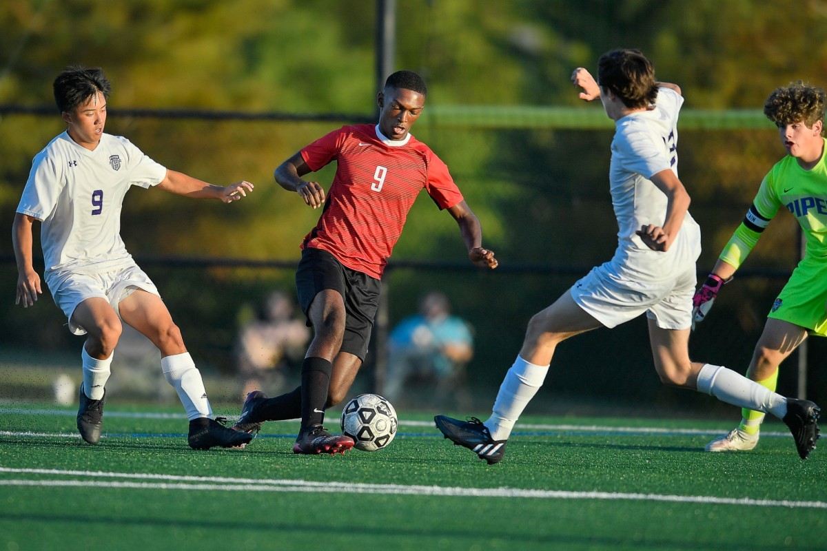 First-teamers Jordan Garvin and <a href="/EastonBradstre1/">Easton Bradstreet</a> lead nine Topeka All-State soccer selections. <a href="/RuralSoccer/">WRHS Soccer</a> <a href="/shhs_boys/">SHHS Boys Soccer</a> <a href="/THSsoccer16/">THS Soccer</a> ...
topsports.news/2575-first-tea…