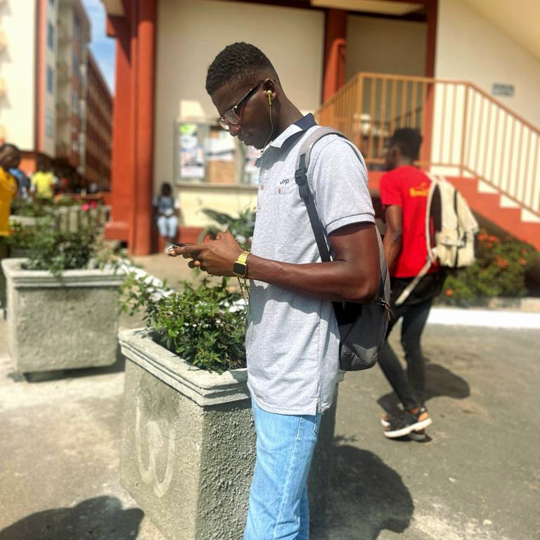 Kobbysteve15's tweet photo. #NewProfilePic https://t.co/f3oV2lkZbz