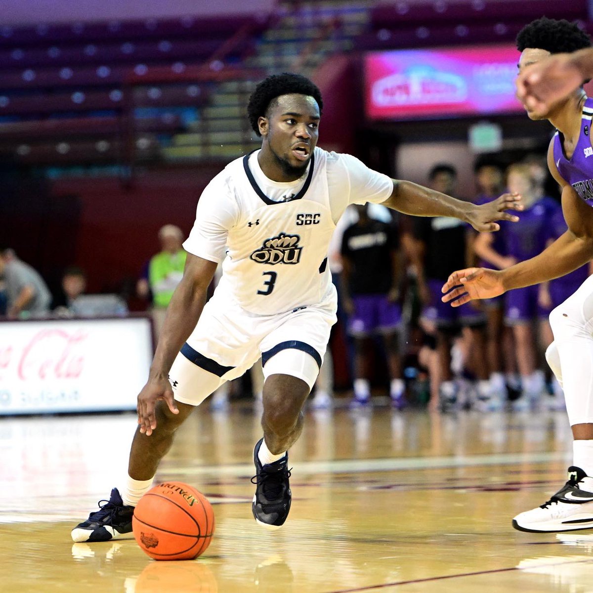 ODU_MBB's tweet photo. Frames from the dub❕📸

#ReignOn https://t.co/7yokwVoxGa