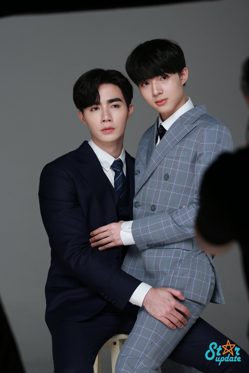 preem_ppp_'s tweet photo. 𝟙𝟡.𝟙𝟙.𝟞𝟝 🗓 𝟏 𝒚𝒆𝒂𝒓 𝒂𝒏𝒏𝒊𝒗𝒆𝒓𝒔𝒂𝒓𝒚 🗓
ครบรอบ1ปีเต็มแล้วที่ก้าวเข้ามาในด้อมอย่างเต็มตัว🥳💕💐 

@zee_pruk @CwrNew 
#ZeeNuNew #ซนซน https://t.co/x14Sk7YtaJ