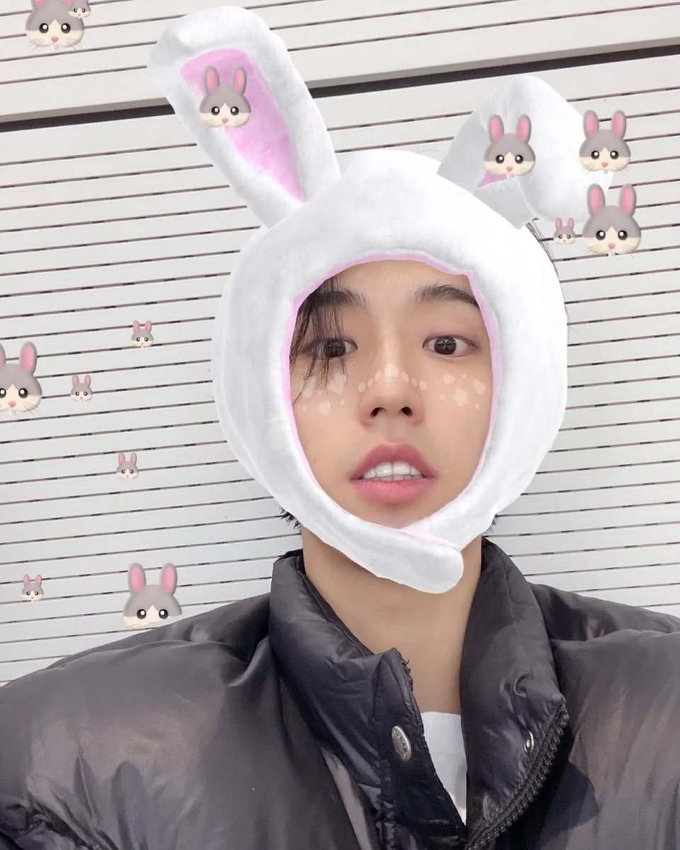 otherjisung's tweet photo. hannie bunny sweetie🐰 https://t.co/iXC1aTDugM