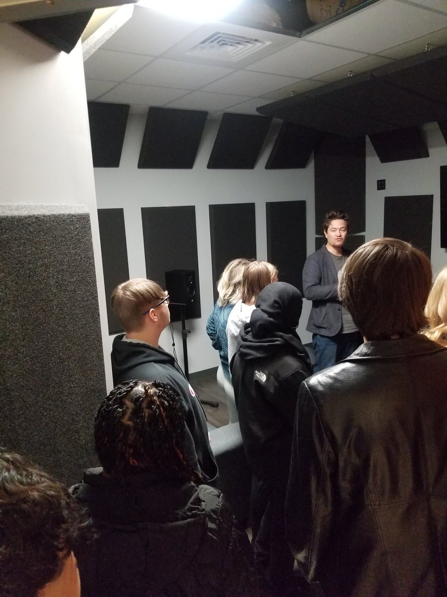 Mrs. Bellar tweet media