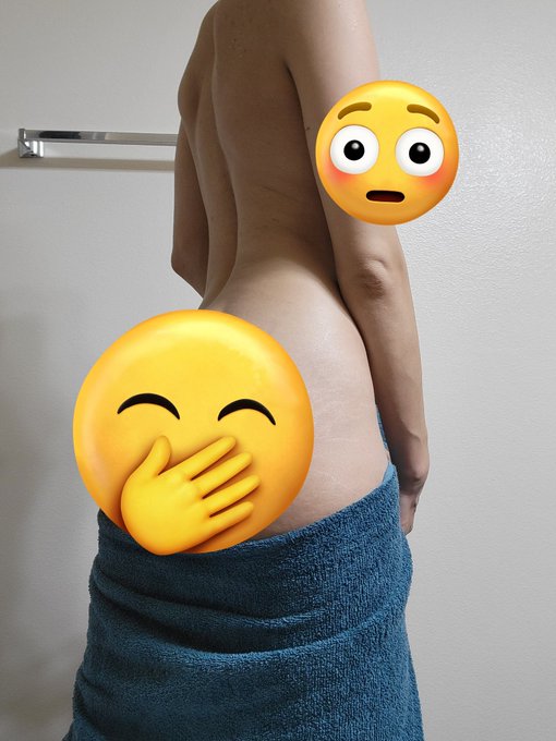 🌸A KITTY LOVES TO TEASE 🤭🌸  full photo on https://t.co/22XKhfY423 https://t.co/zUQadDVLGh<a href="/tag/dexter"class="tags"><span>#dexter</span></a><a href="/tag/feetpic"class="tags"><span>#feetpic</span></a><a href="/tag/fyp"class="tags"><span>#fyp</span></a><a href="/tag/feetfinder"class="tags"><span>#feetfinder</span></a><a href="/tag/fansly"class="tags"><span>#fansly</span></a><a href="/tag/fa"class="tags"><span>#fa</span></a>