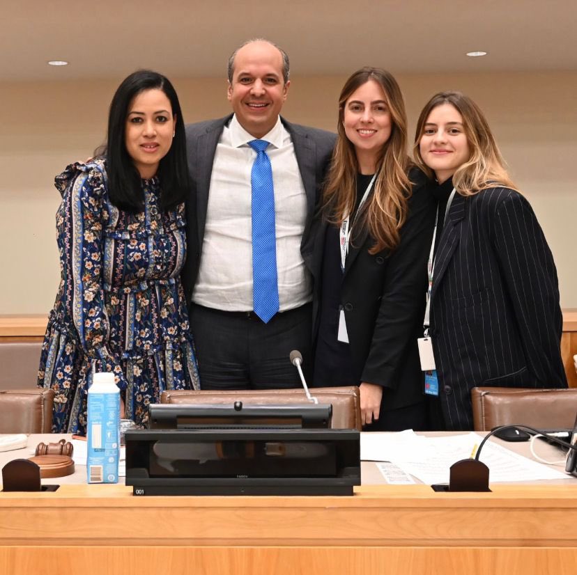 JoseBlanco's tweet photo. @RDenONU @PLinUN @Portugal_UN @QatarAtUN @UNDGACM_EN It’s a wrap… una experiencia para la historia, 1ra. Presidencia de 🇩🇴 en una comisión de #UNGA. Agradecido de todos los delegados, buró y secretariado por su apoyo y compromiso, y para mi equipo de @RDenONU (Luz, Carla y Gala) simplemente, lo logramos…GRACIASSS TOTALES 👏🙌💪. https://t.co/3mrscyuPjC