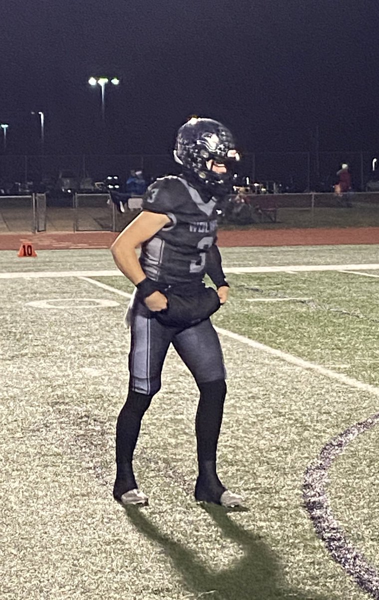 JohnHough__'s tweet photo. Timberland boasts AJ Raines at quarterback who is arguably the most productive, dynamic man in his position throughout Missouri. 2,845 passing yards, 32 touchdowns to 7 interceptions completing. 202-314 passes (64%). He’s also rushed for 1,065 yards with 15 touchdowns. https://t.co/AYwOzXraba