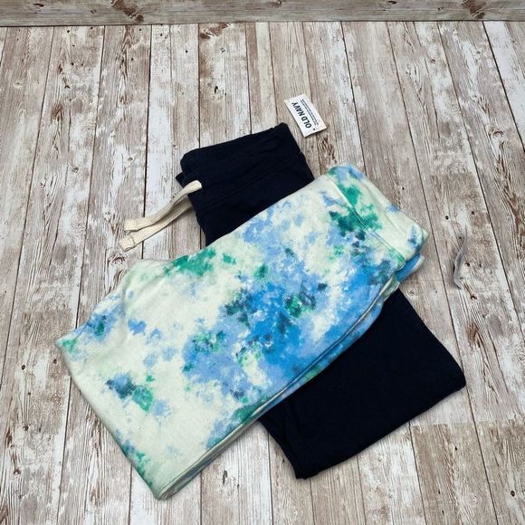 Overby4Kim's tweet photo. So good I had to share! Check out all the items I'm loving on @Poshmarkapp #poshmark #fashion #style #shopmycloset #chemistry #ragbone: https://t.co/XRLccviJSV https://t.co/Sk20UsbJkd
