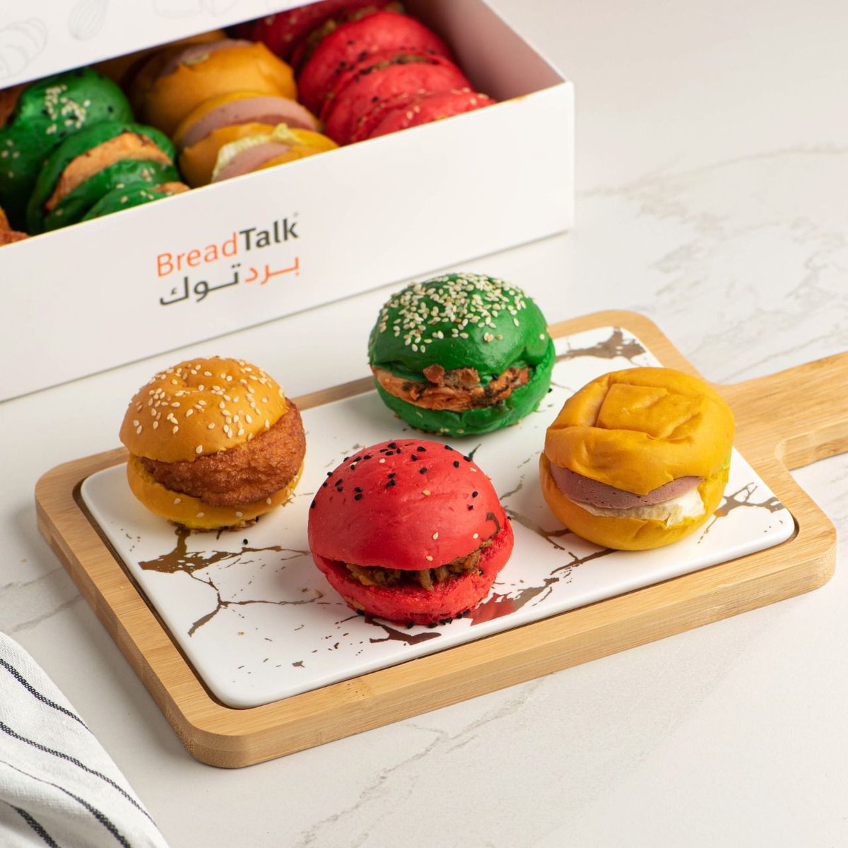 BreadTalk_Ksa's tweet photo. الأجواء غيم ورذاذ 
وقت العائلة والصحبة  
 برد توك مخبوزاته غير قابلة للنسيان
مخبوزاتنا هي الألذ ... خبرات عالمية ونكهات شرقية
فروعنا:
الرياض
التلال
الواحة
الحمراء مول
مستشفى الحرس الوطني
جدة بارك
الظهران مول قريبا إن شاء الله https://t.co/NcsD8YH0hA