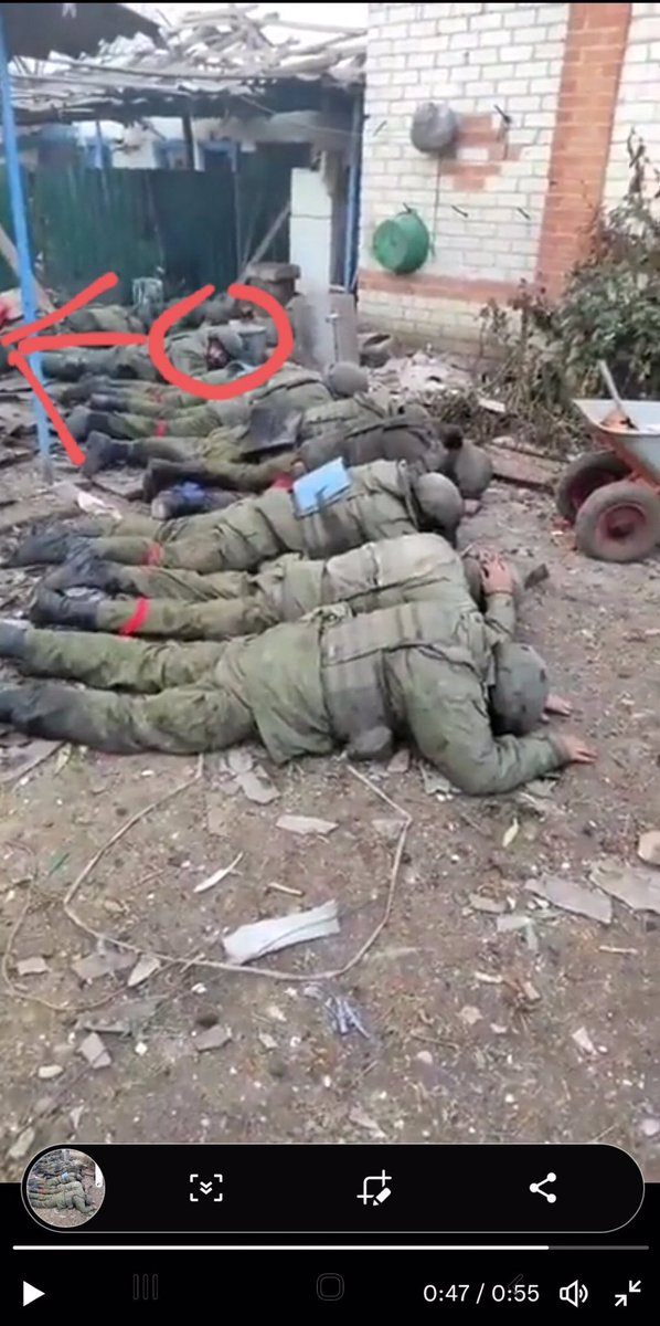 На видео видно как чувак несколько раз смотрит в сторону, откуда должен выйти дб с оружием и никак не предупредил ВСУ.

Чтож, земля стекловатой