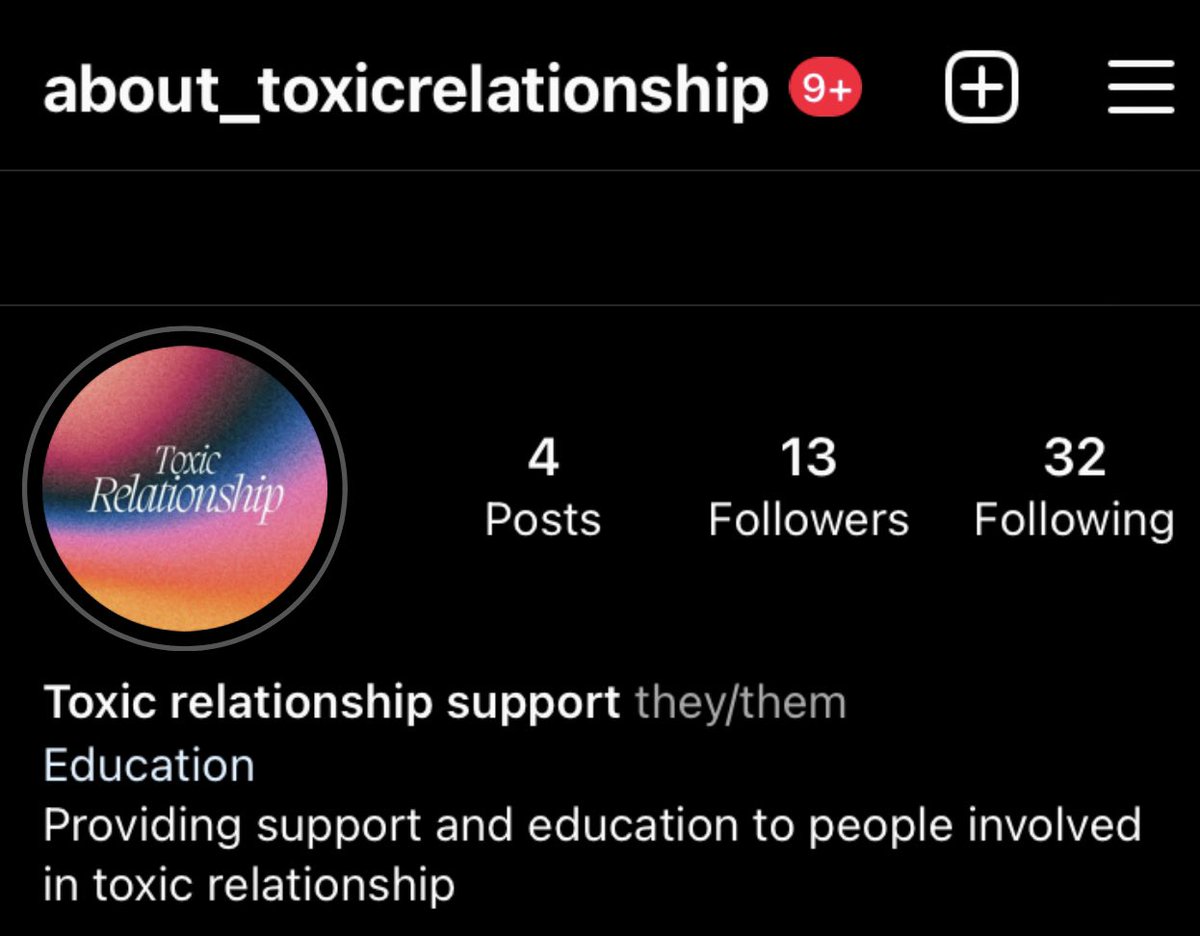 𝙎𝙝𝙚'𝙨 𝙜𝙤𝙤𝙙 𝙖𝙩 𝙩𝙝𝙚 𝙖𝙧𝙩 𝙤𝙛 𝙞𝙜𝙣𝙤𝙧𝙞𝙣𝙜 𝙛𝙚𝙚𝙡𝙞𝙣𝙜𝙨 🖤 tweet media