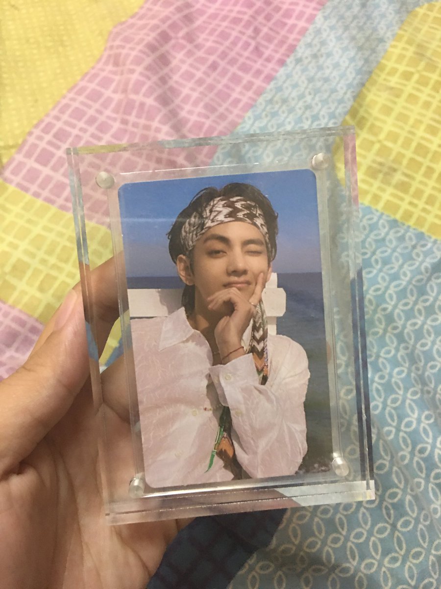 loraincart's tweet photo. wts lfb ph 

📌 BTS TAEHYUNG BUTTER CREAM PHOTOCARD WITH MAGNETIC ACRYLIC FRAME
• 400 php 
• onhand
• mop: gcash
• mod: ggx
• you can dm me for more details 

🏷 Rm Jin Suga j-hope jimin v jungkook bts pc

#LORAINselling https://t.co/EkCIt8RJW2