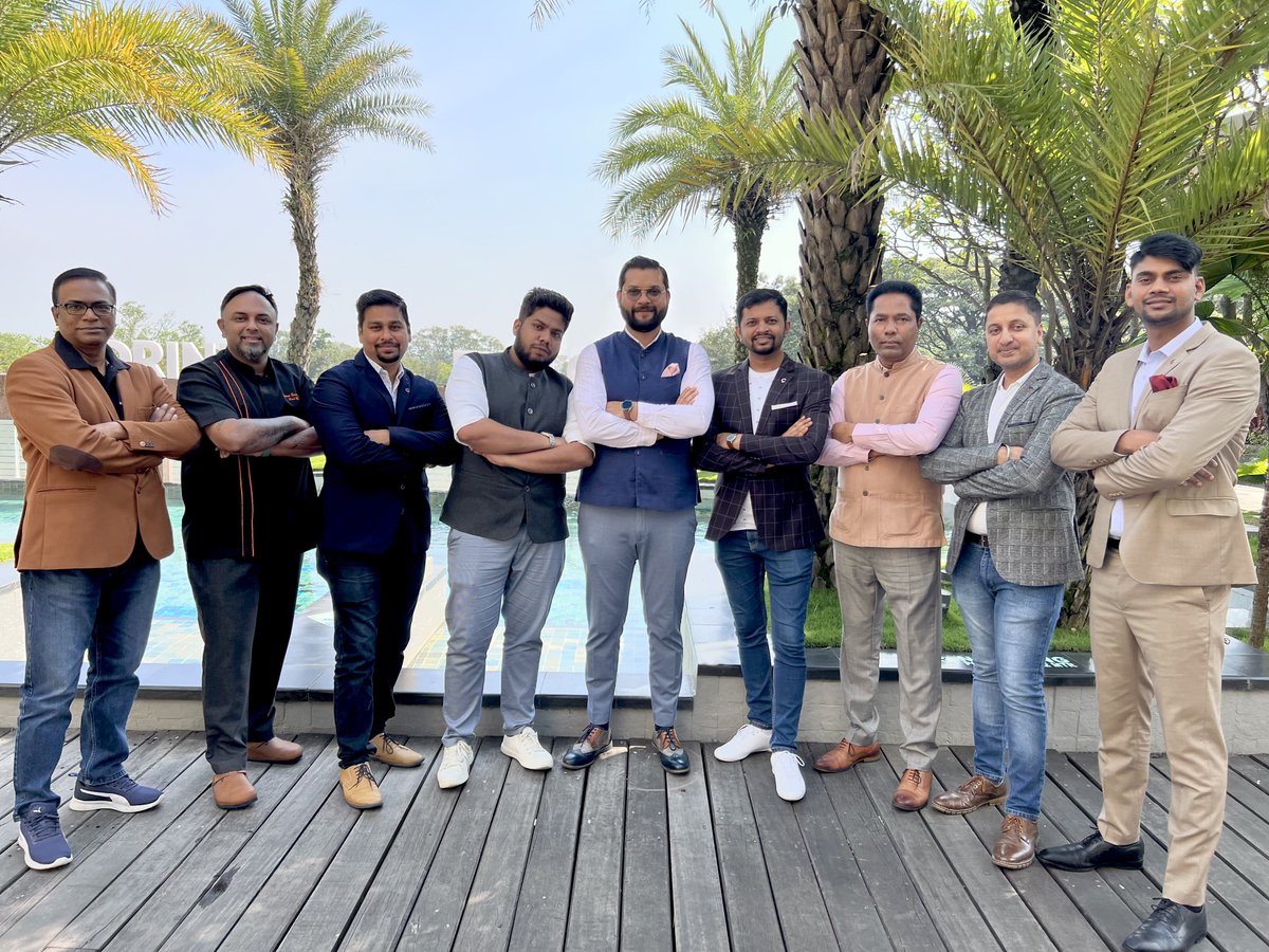HyattCentricBLR's tweet photo. This #InternationalMensDay letโs come together and encourage men to lead by example!
#WorldOfHyatt #MensDay #MenOfHyattCentricBangalore #Inspire #Uplifting #MenLeadingByExample #Celebration #Bangalore #HyattCentricMGRoadBangalore https://t.co/Qne43zpsaf