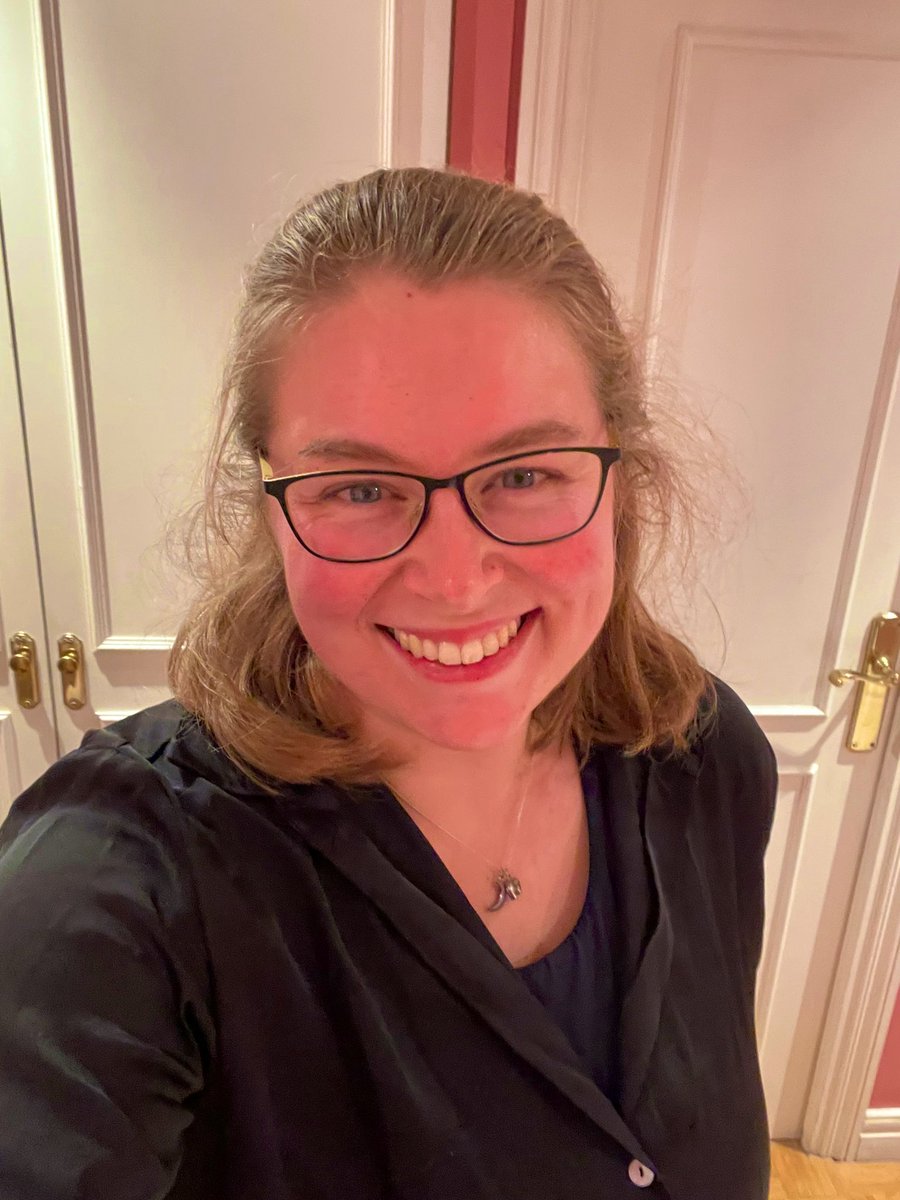 amarinswierdsma's tweet photo. Throwback to September 💙
Thanks @ARD_competition 🥳
Thanks @BarbicanQ 🎻
#musicianlife #ardcompetition
https://t.co/MvY80qT9r4 https://t.co/CJ8nlCrnjJ