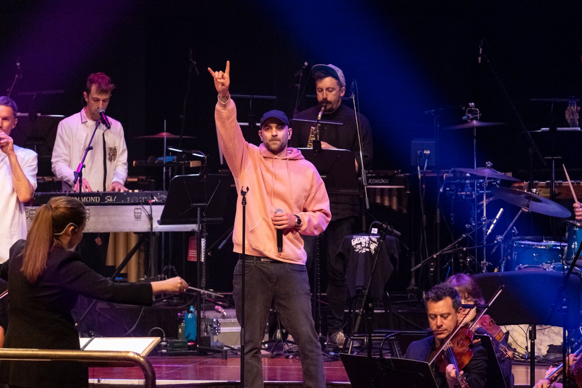 WASymphony's tweet image. Last night, we danced, sang and raised the roof of the Perth Concert Hall with an explosive and electric performance of @Drapht  and WASO. It was a full-house concert conducted by Jen Winley and special guests. 
Thank you to everyone who joined us last night!