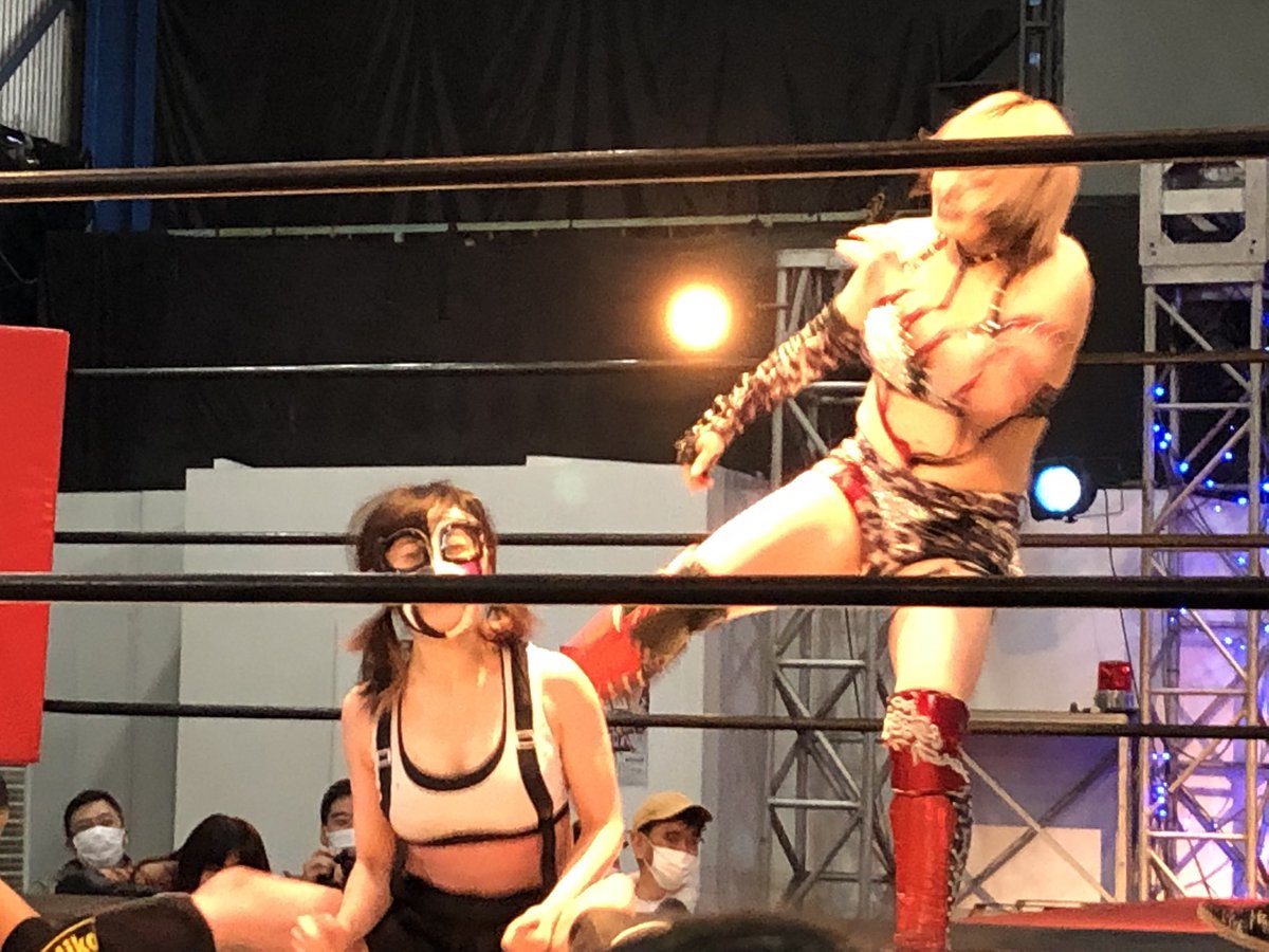 5W6k24bFMjgJQGb's tweet image. 11月19日(土)
ガンバレ⭐︎プロレス
ガンヘッド2022
2AW スクエア
#GunPro
#GunJo