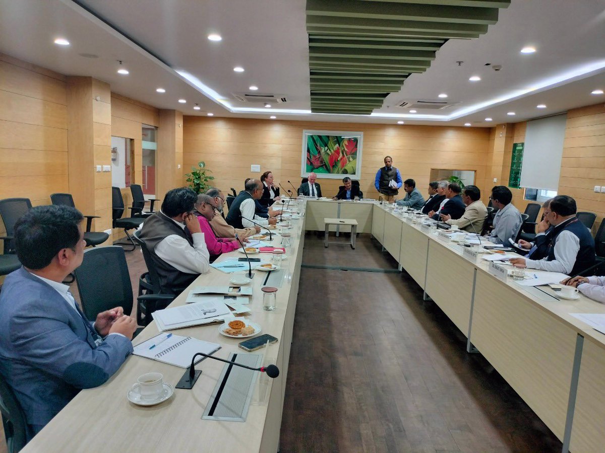 ravinandi686's tweet photo. It was great interaction with WHO DG’s Special Envoys @davidnabarro at the interactive event chaired by Prof Ramesh Chand @NITI, academicians, policymakers, pvt. Sector, farmer reps participated.
Discussed Sustainable Food Systems Transformation strategies and trajectories. https://t.co/J1C7Y2xGiu