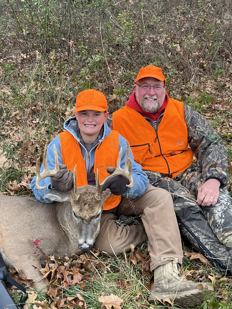 trotsky1313's tweet image. Congrats to my nephew Wyatt on a stud of a buck!  Great opening season harvest!  Glad I could be with you!