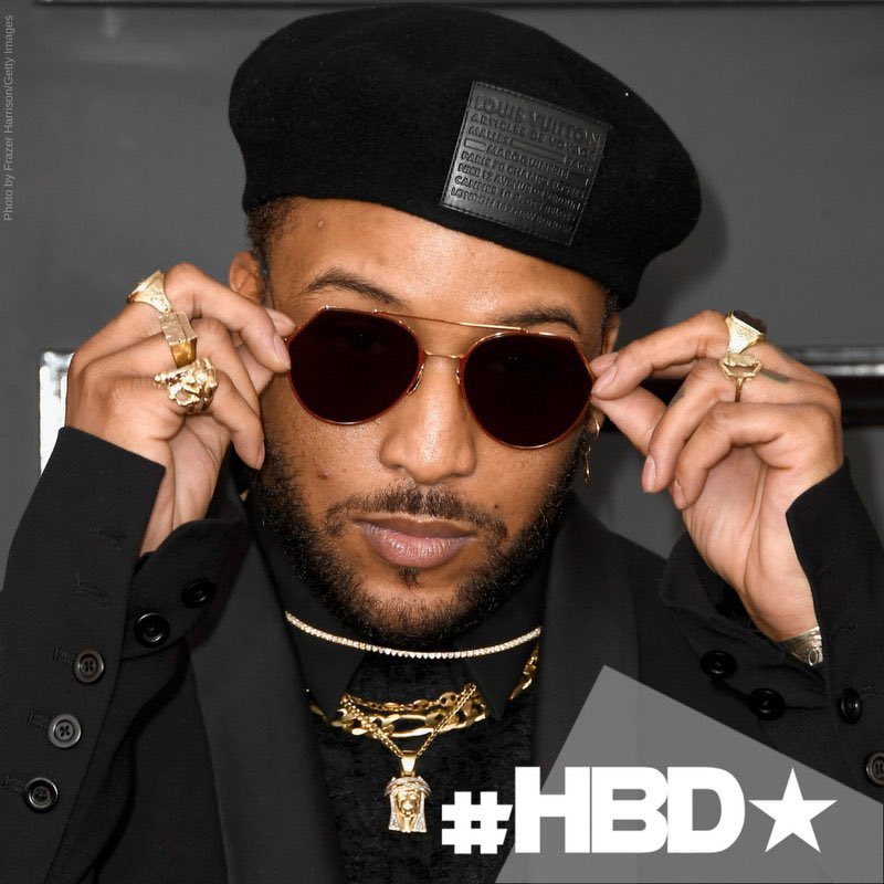 VictoriaRod757's tweet image. Sending a HUGE SHOUTOUT &amp;amp; FELIZ CUMPLEAÑOS🎂🦂🥃🎉🤩to Mi Hermano @RoJamesXIX Blessings on blessings Ronnie🙏🏽 🙏🏽Te amo mucho💖😇🥰🌹