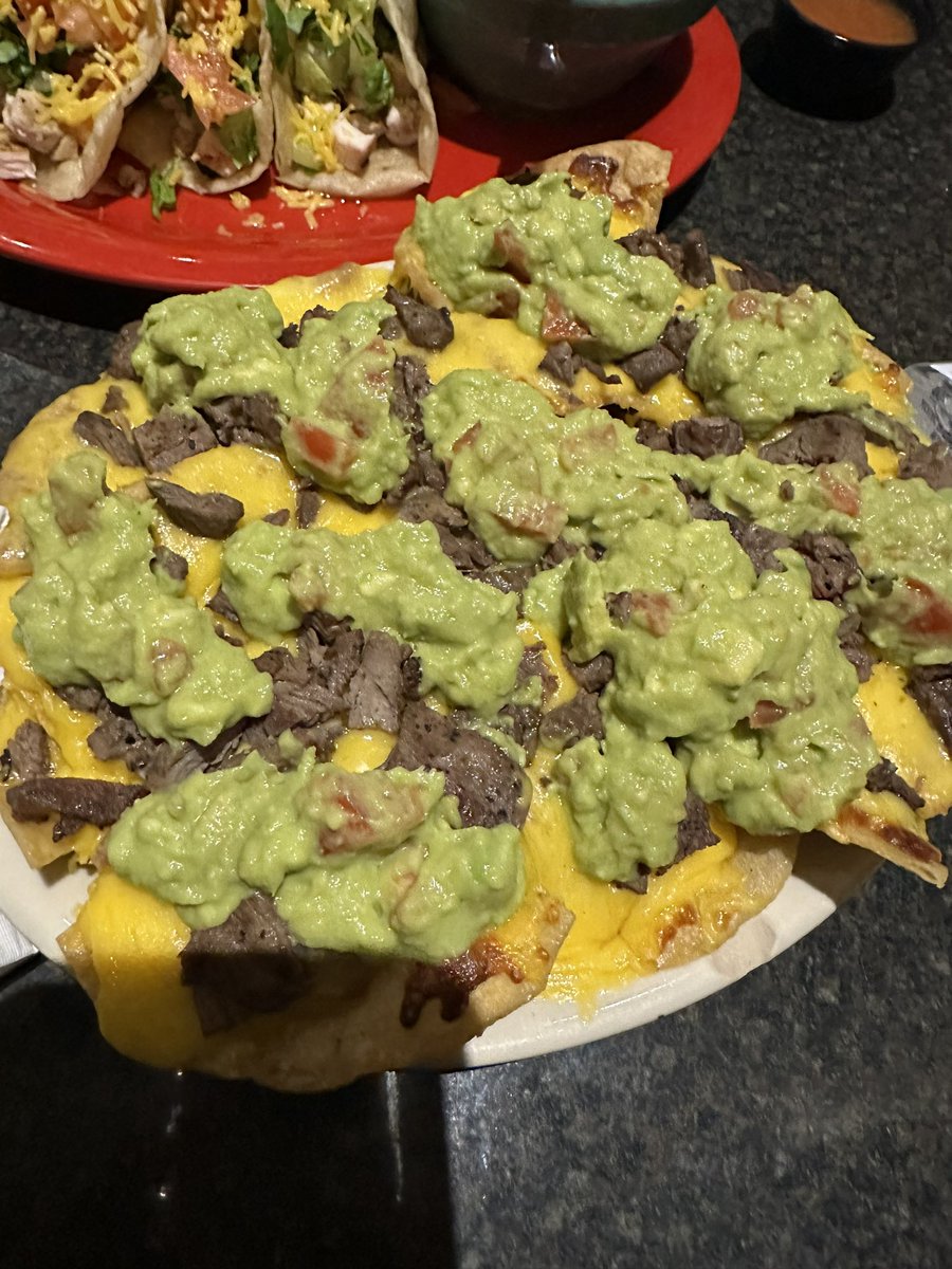 coco_fendi's tweet photo. Thanksgiving vacation has started ! #weekoff #nachotime #chitchattime @crvillarreal151 https://t.co/kYK5vs9Grf