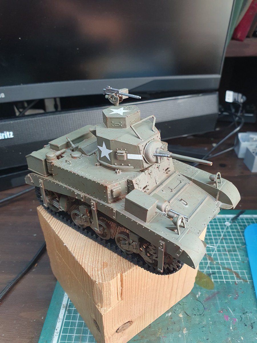 painnick_pla's tweet image. 미군 스타일로 도색하고, 웨더링
#tanks #m3stuart
#academymodels
#arduino #esp32 #ps3wirelesscontroller #rc